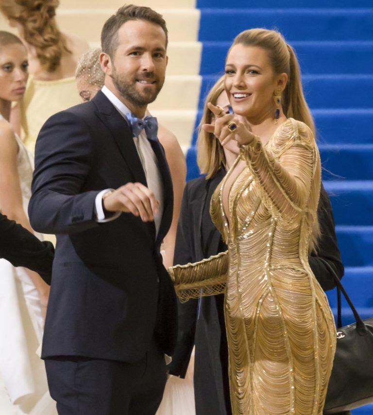 Blake Lively from "Gossip Girl" Her Height, Weight, Size & More