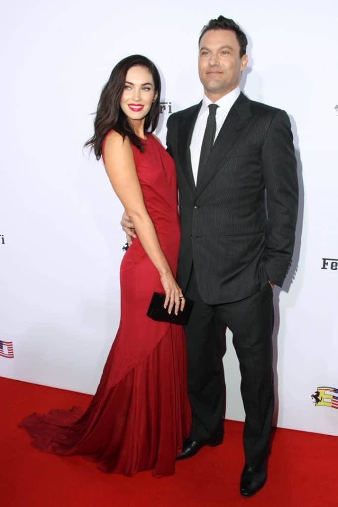 What Size Is Megan Fox? Height, Weight, Measurements & More 3 Megan Fox and Brian Austin Green