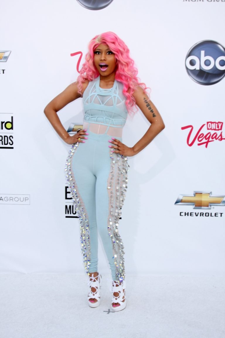 Nicki Minaj Measurements Height, Weight, Bra, Breast Size, & More