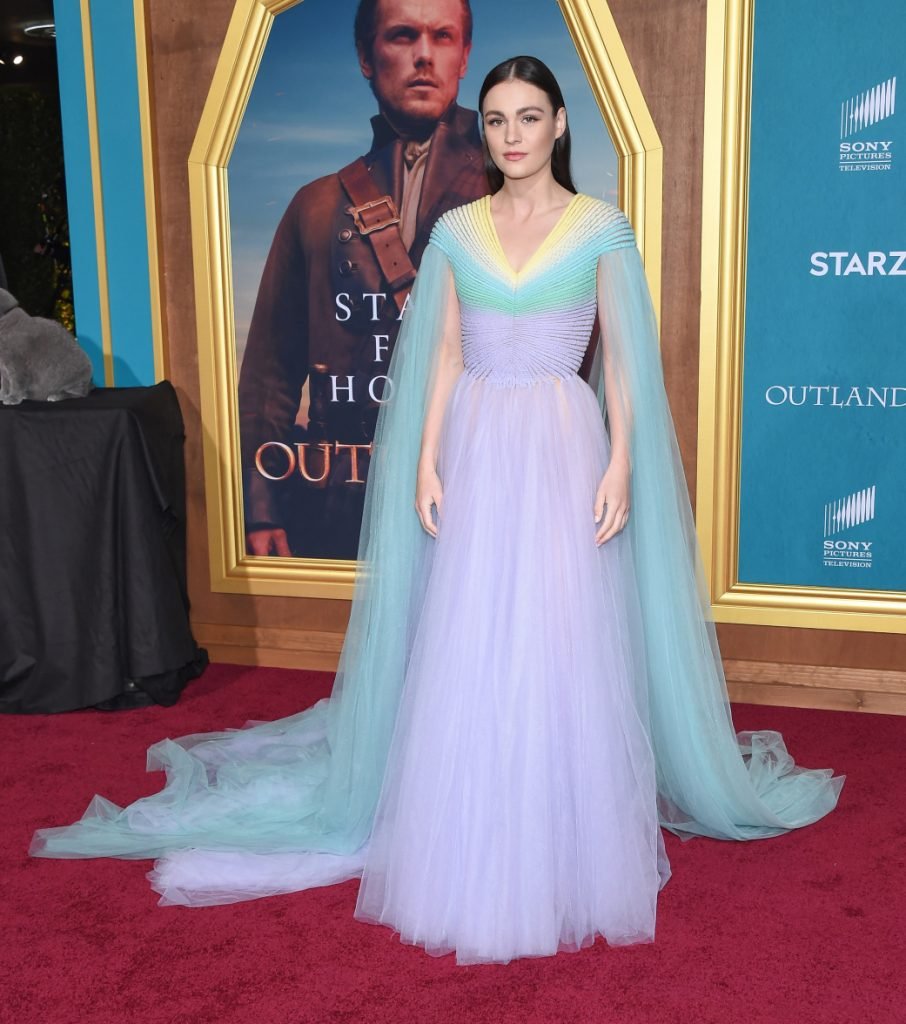 Sophie Skelton's Age, Height, Weight, Biography, Relationships & More 2 Sophie Skelton at the Outlander Season Premiere