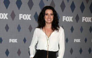 Paget Brewster's Age, Height, Weight, Biography, Relationships & More 5 Paget Brewster