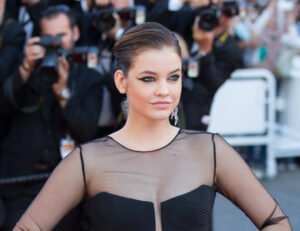 Barbara Palvin’s Size: Height, Weight, Measurements & More 4 Barbara Palvin