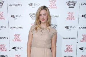 Ashley Johnson's Age, Height, Weight, Biography, Relationships & More 4 Ashley Johnson