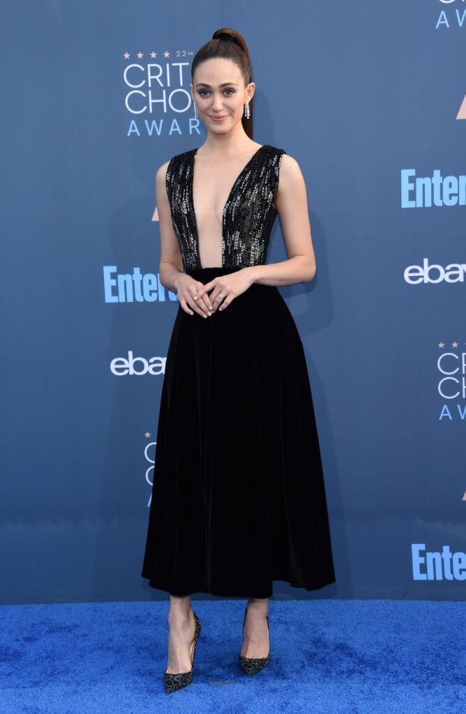 Emmy Rossum arrives to the Critics' Choice Awards