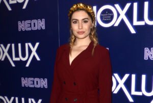 Sophie Simmons' Height, Weight, Age, Biography, Relationships & More 7 Sophie Simmons
