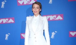 Blake Lively from "Gossip Girl": Her Height, Weight, Size & More 3 Blake Lively