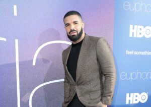 Drake's Age, Height, Weight, Biography, Dating History & More 6 Drake