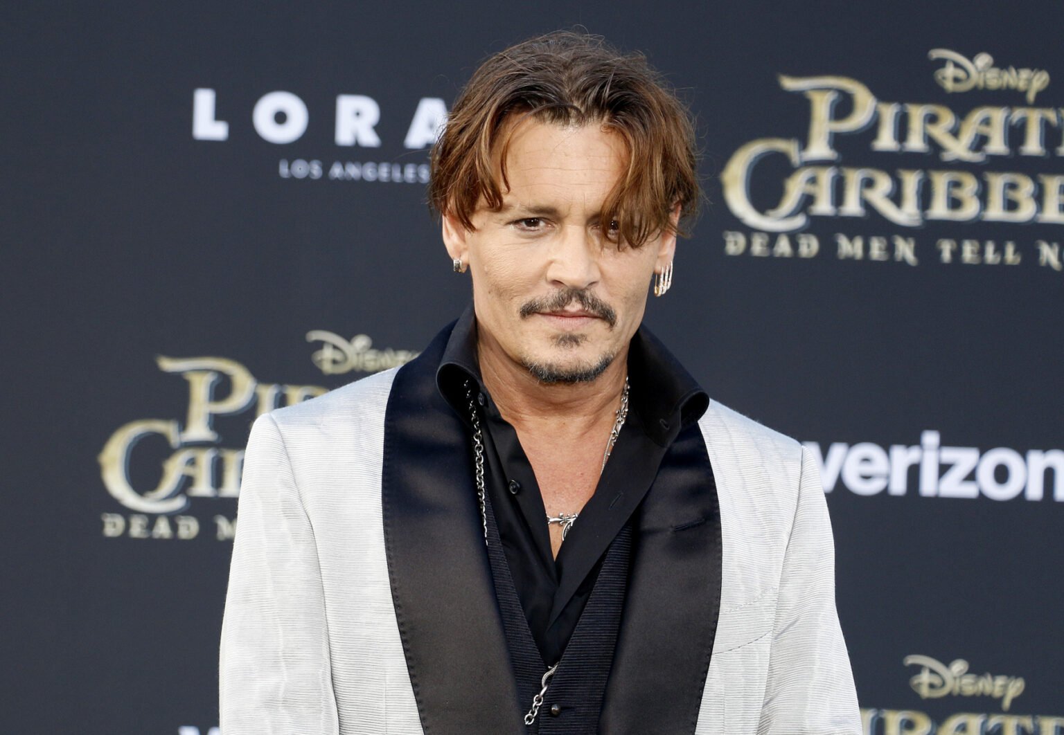 Johnny Depp Height, Weight, Age, Net Worth, Love Life & More