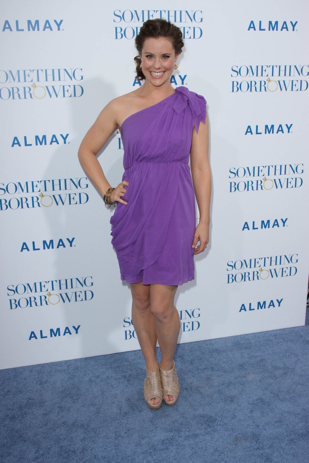Ashley Williams' Height, Weight, Measurements & More