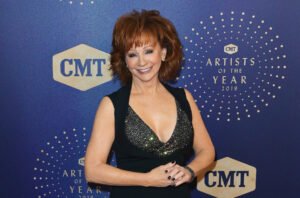 Is Reba McEntire ‘Mad’ at Swift for Hanging Out with Travis Kelce? 4 Singer Reba McEntire