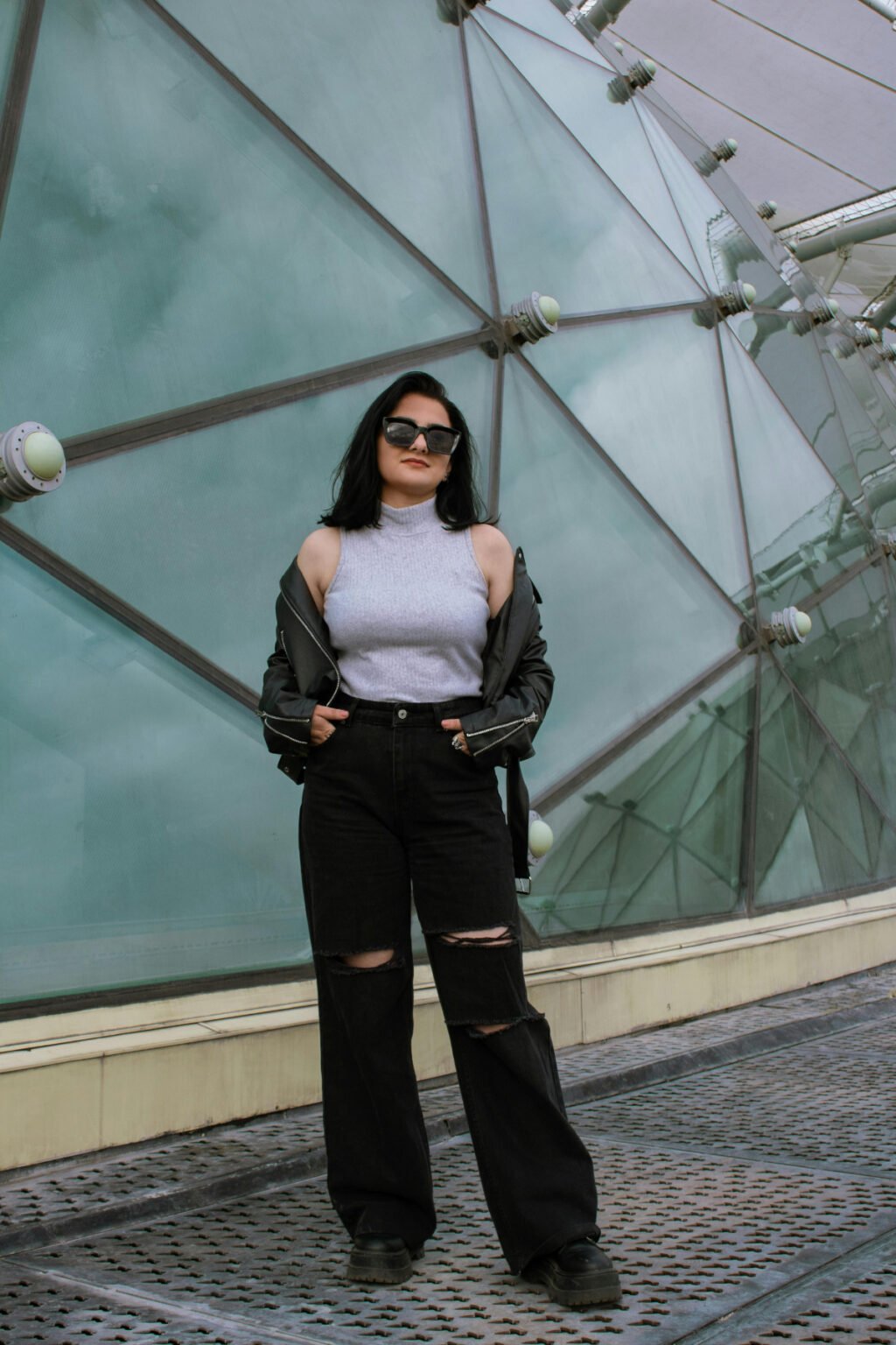 Italian vacation outfit with a crossbody bag and sunglasses