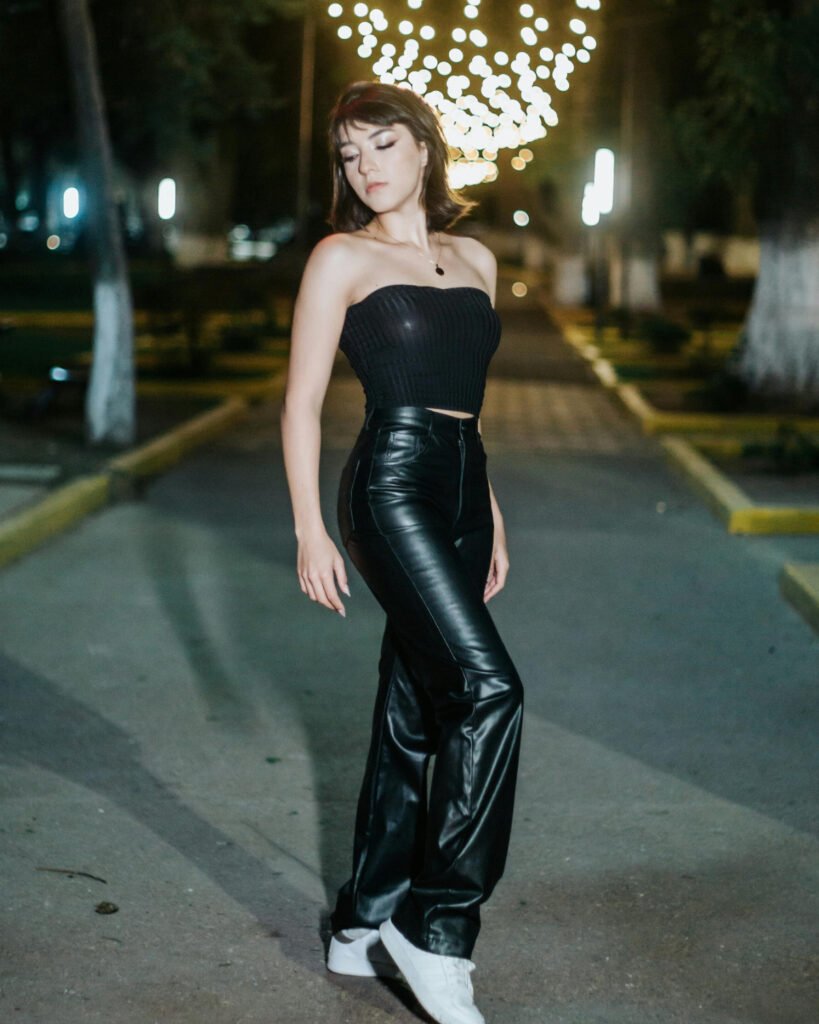 All Black Dinner Date Outfits