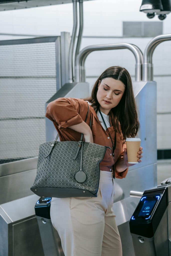 Alternative Corporate Outfit