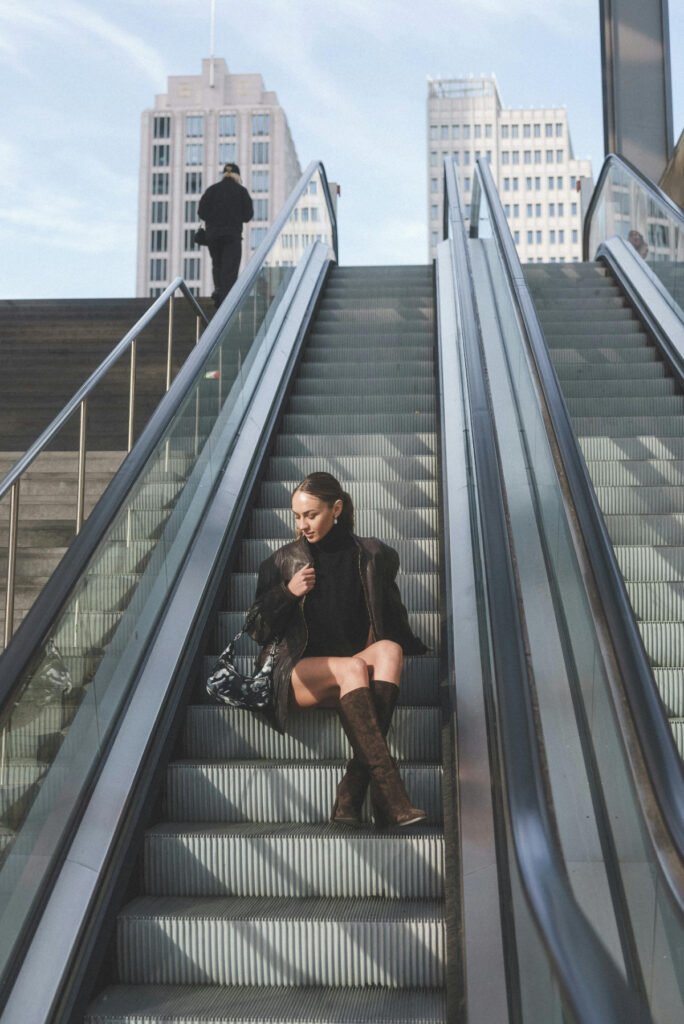 Classy Airport Outfits