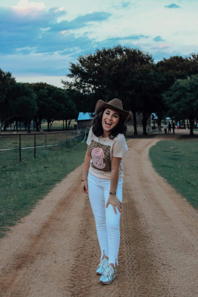 Cowgirl Style Road Trip Outfit