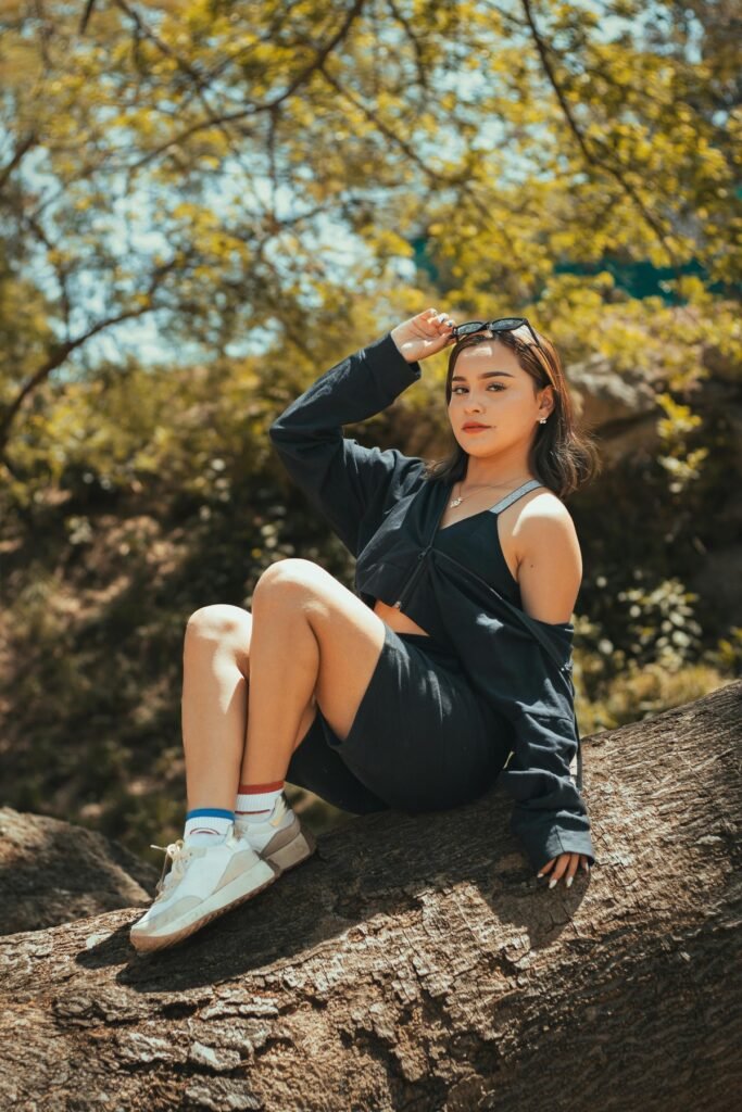 Casual and Comfy Camping Outfits (1)