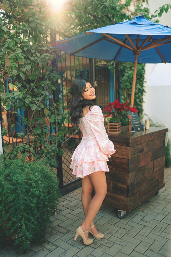 Chic Tea Party Outfits (1)