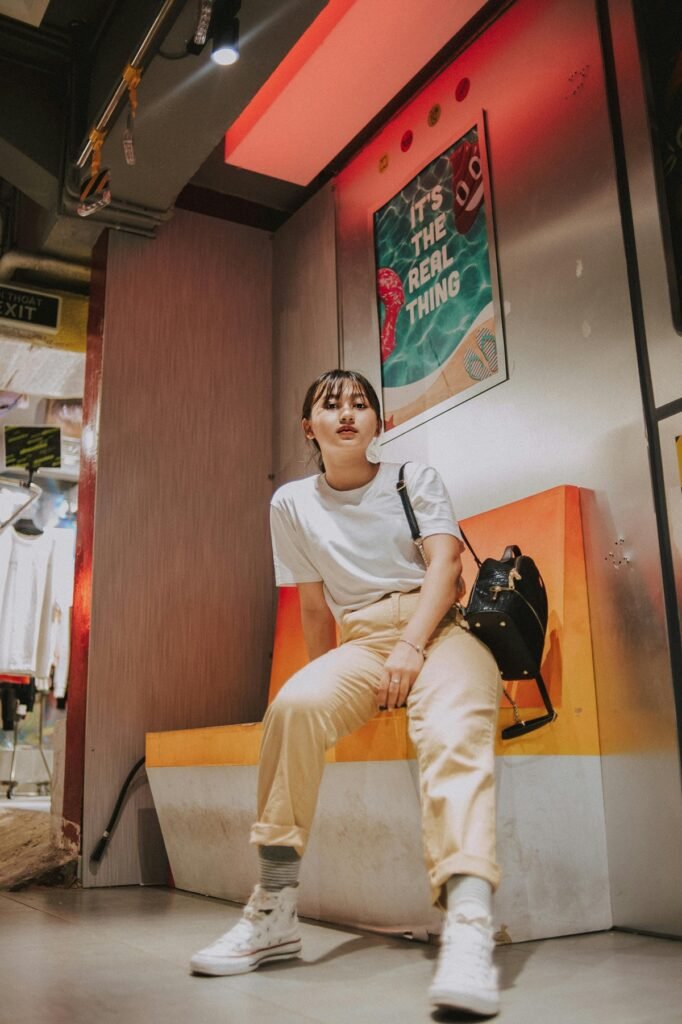 Cute Comfy Movie Date Outfit (3)