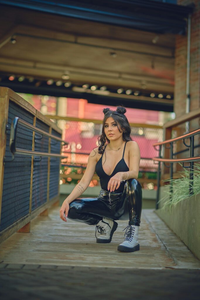 Night Party All Black Outfits (3)