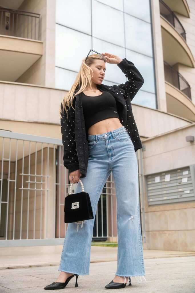 Old Money Movie Date Outfit (2)