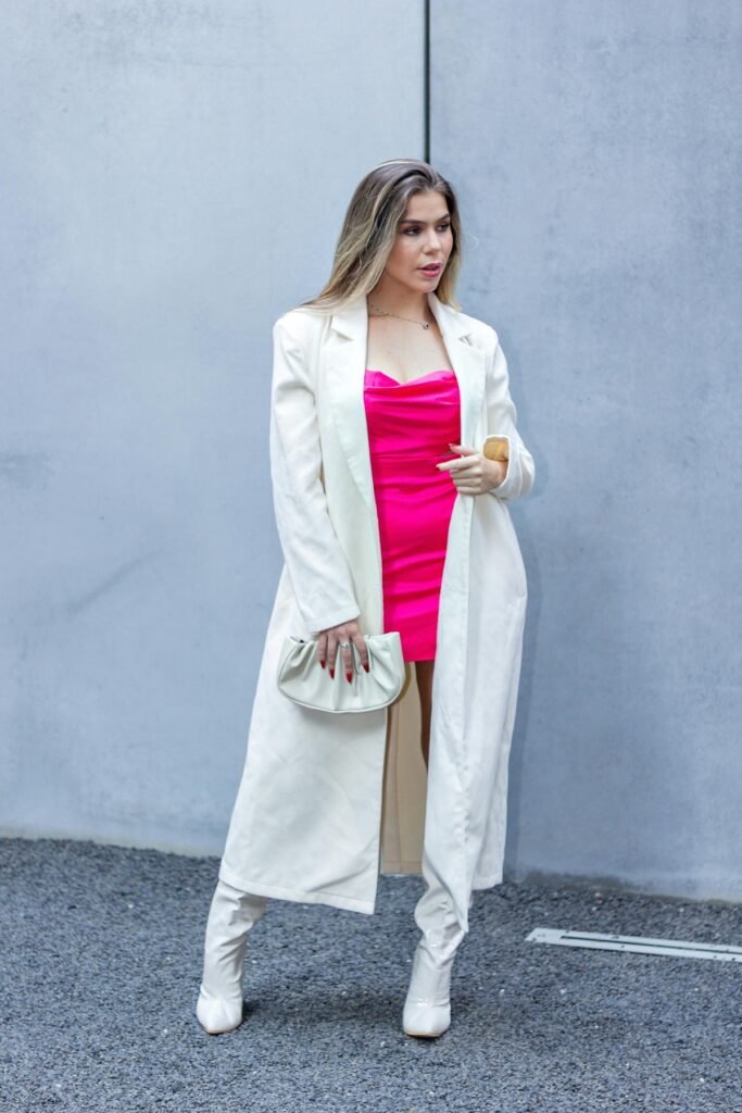 Old Money Movie Date Outfit (3)