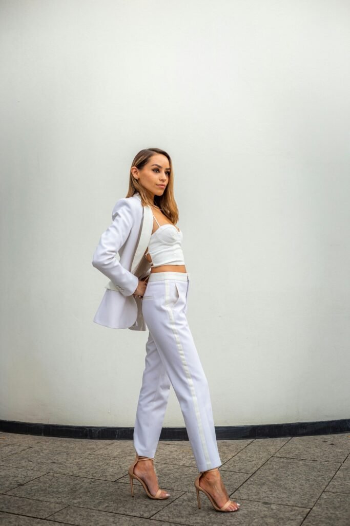 Semi Formal All White Outfits (2)