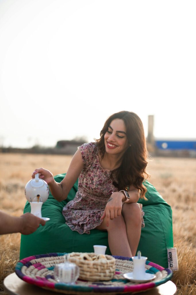 Stylish Tea Party Outfits (3)