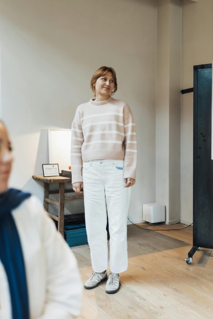 Casual Winter Teacher Outfit (1)