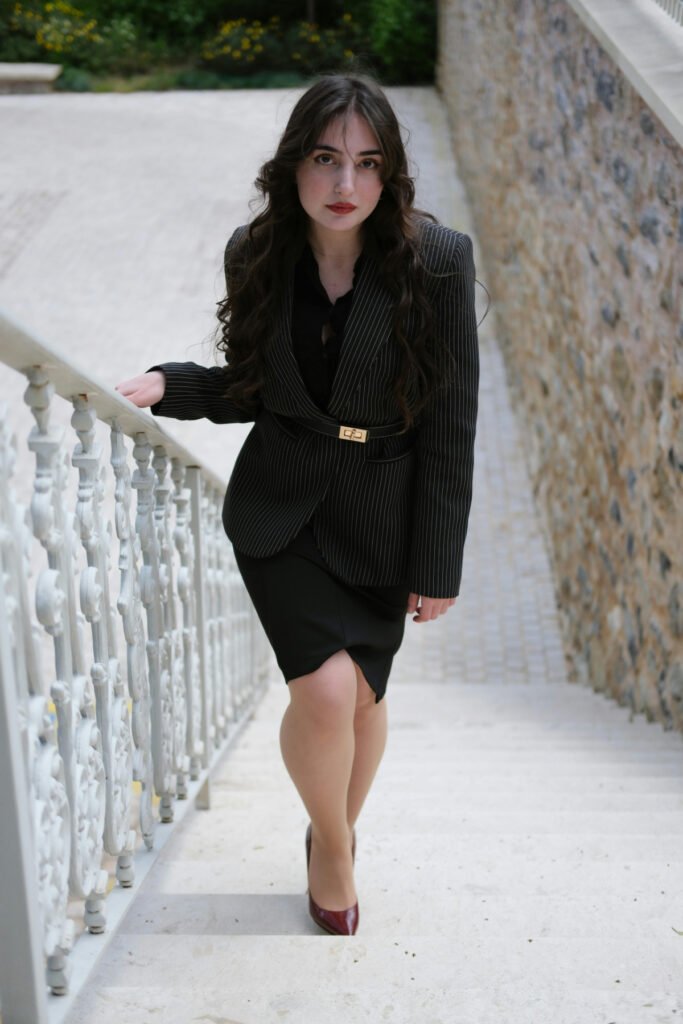 Classy Elegant Interview Outfit