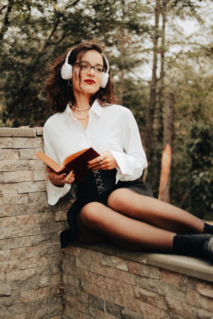 Cute Dark Academia Outfit (2)