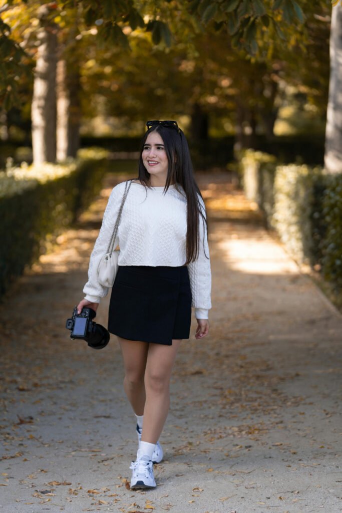 Cute Fall Skirt Outfit (1)