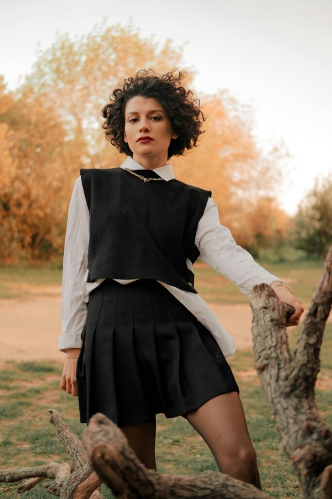 Edgy Skirt Fall Outfits (1)