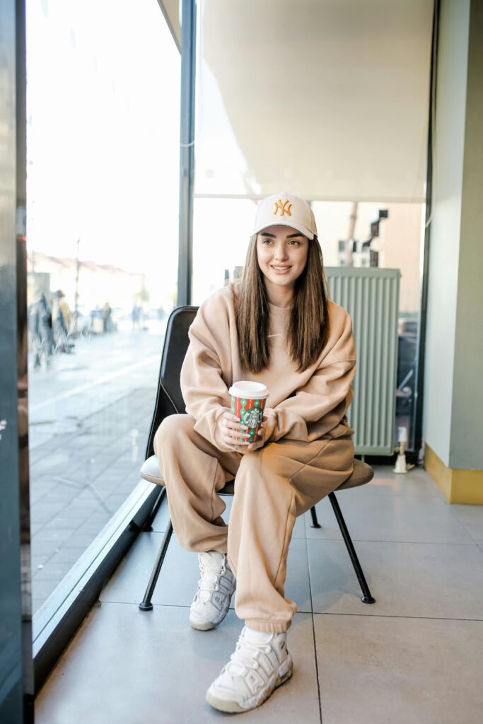 Fall Sweatpants Outfit (2)