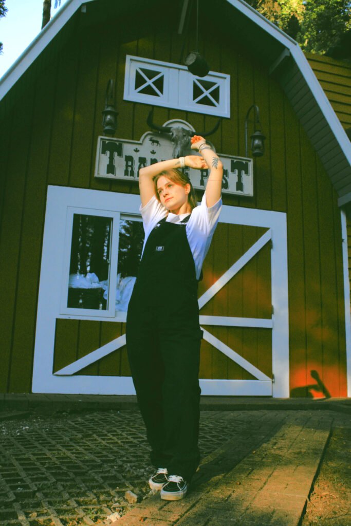 Overall Apple Orchard Outfits