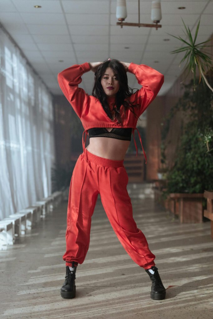 Street Style Sweatpants Outfit (1)