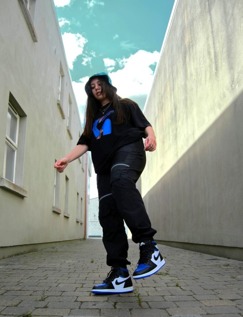 Street Style Sweatpants Outfit (2)