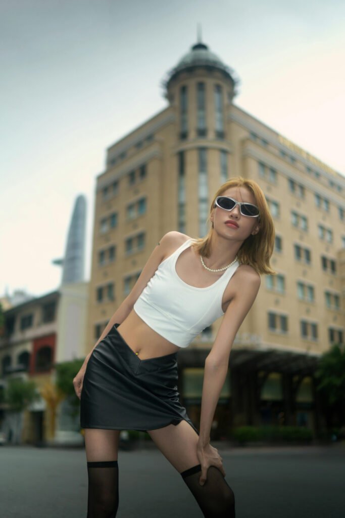 Casual Leather Skirt Outfit