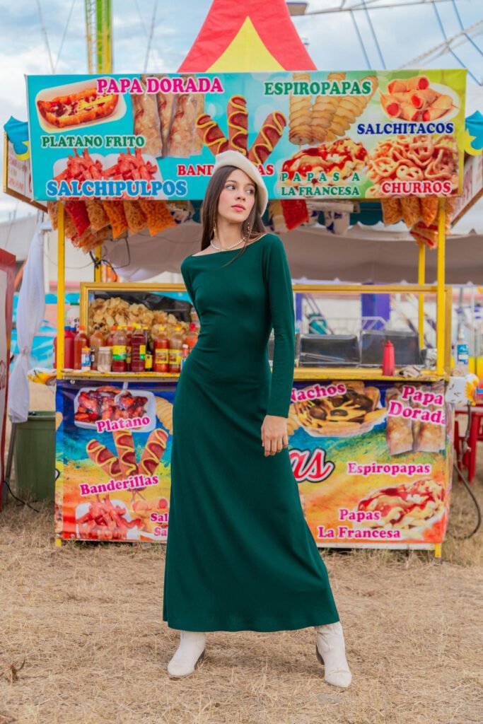 Classy Amusement Park Outfit (1)