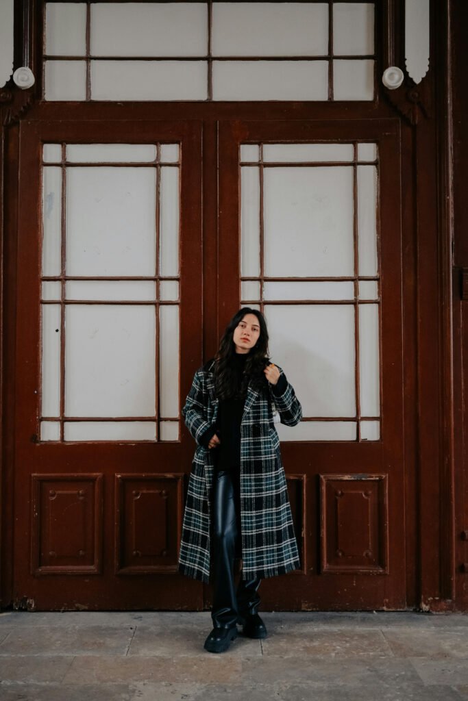 Contrast Old Money Fall Winter Outfit