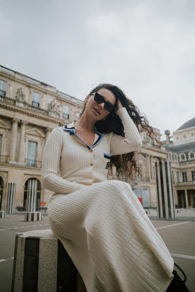 Minimal Old Money Fall Winter Outfit