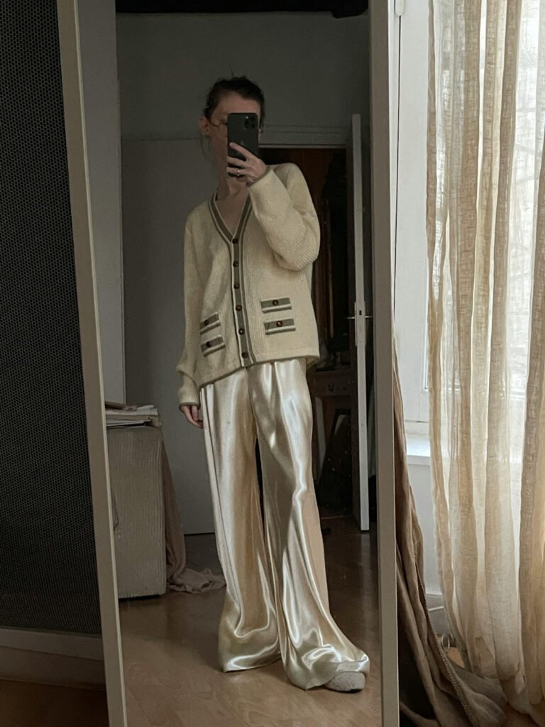 Old Money Cardigan Outfits (3)