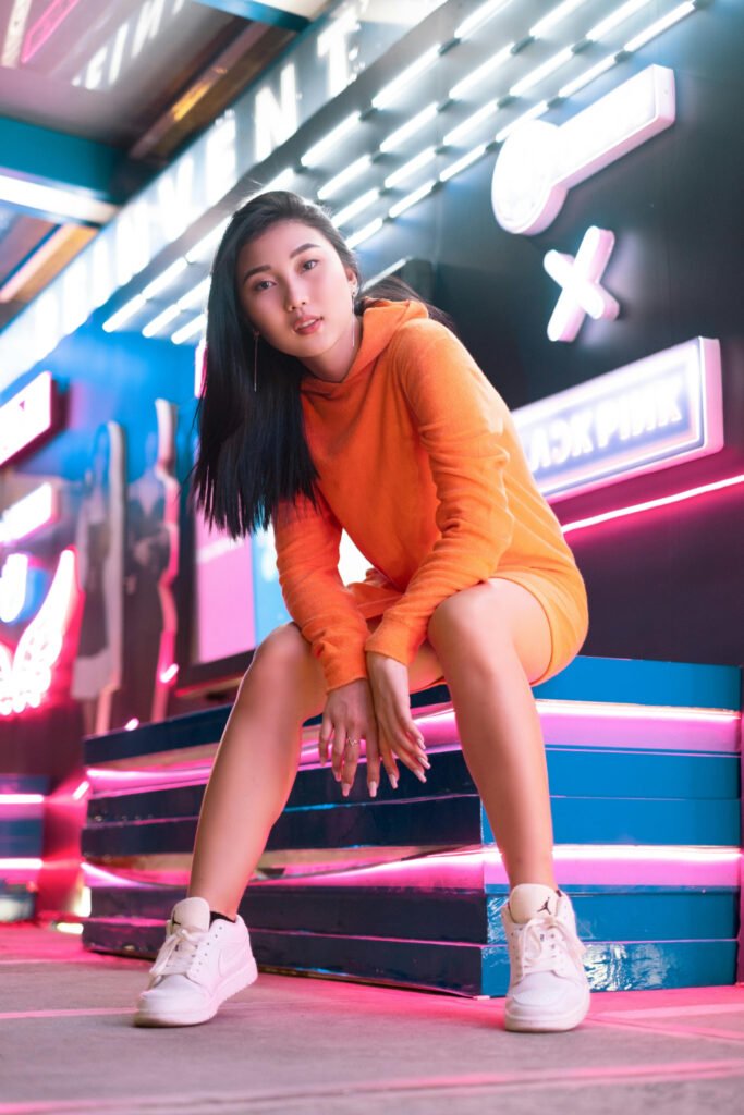 Simple Glow Party Outfit