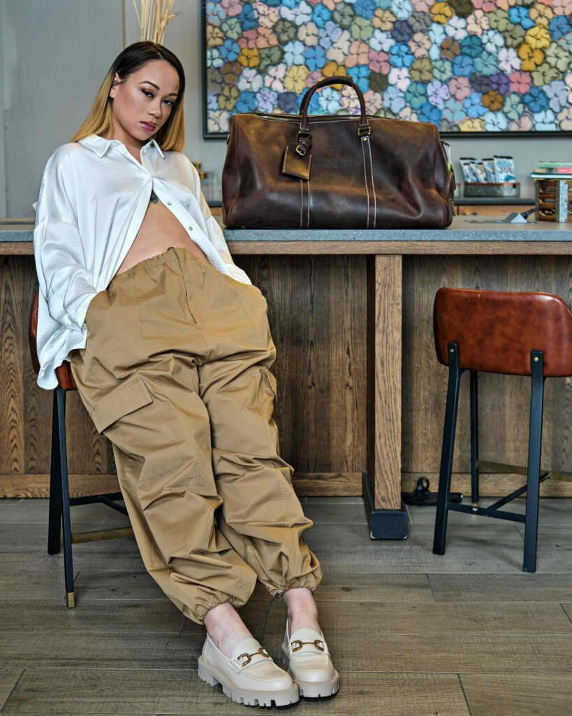 Sophisticated Cargo Pants Outfit