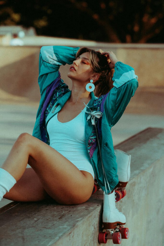 Sporty 90s Party Outfit