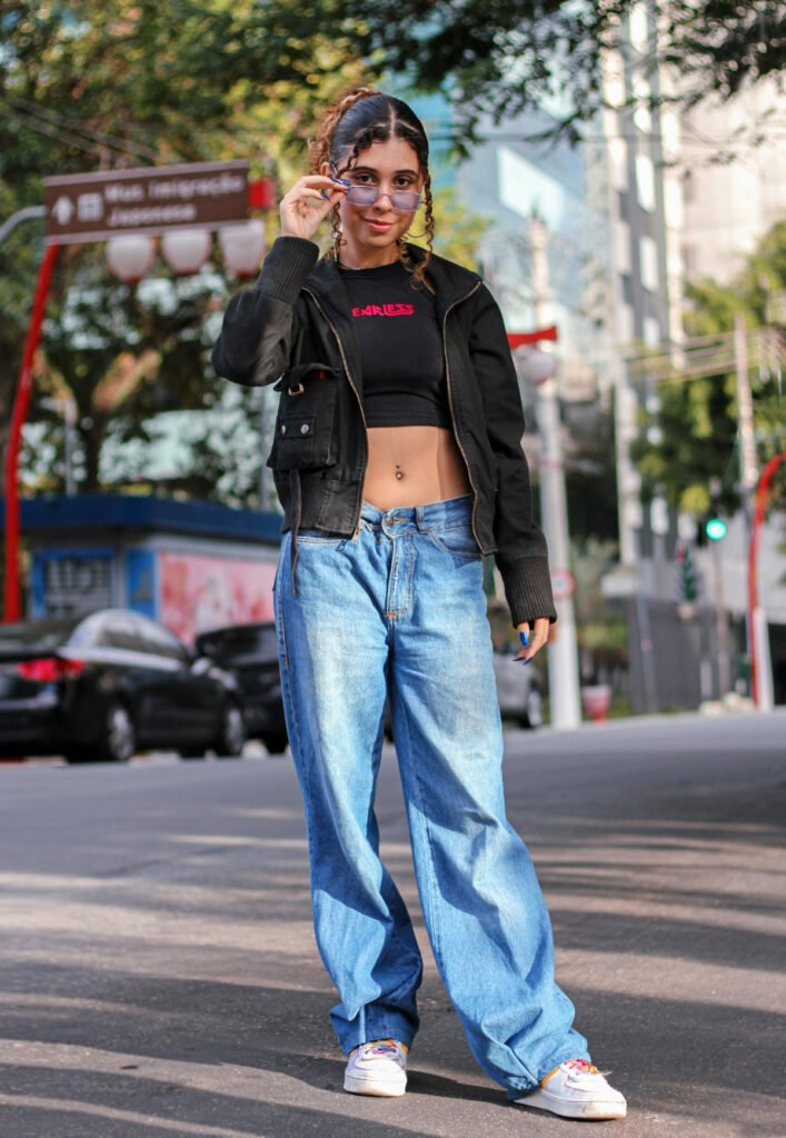 Street Wear Baggy Jeans Outfit