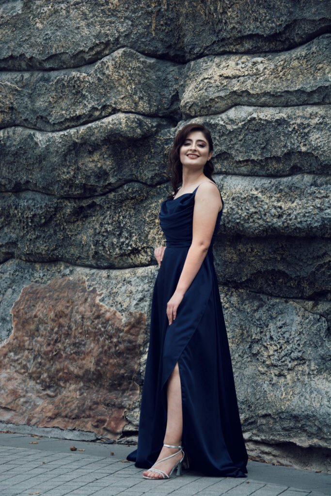 Tropical Style Wedding Guest Outfit