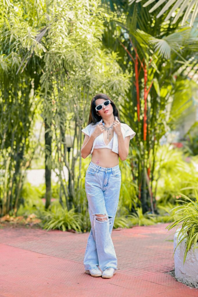Vacation Apt Baggy Jeans Outfit