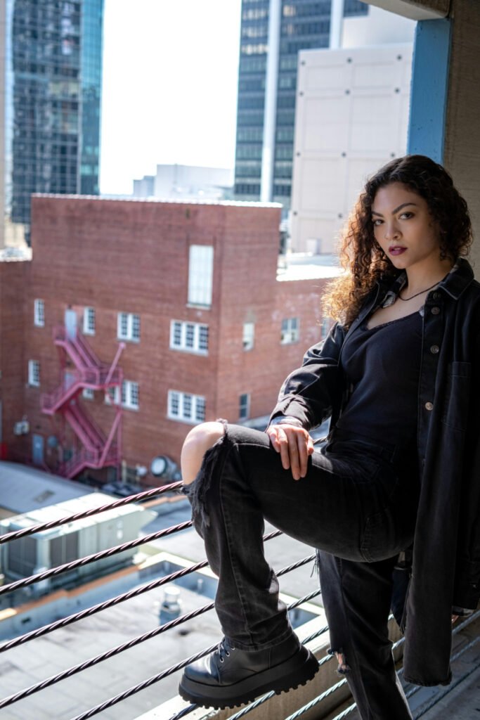 Bold Chic Black Jeans Outfit