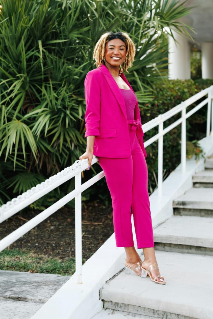 Bold Spring Work Outfit