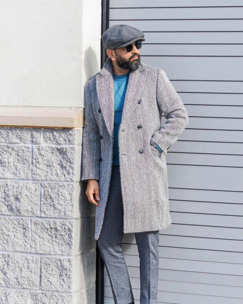 Bold and Relaxed Old Money Outfit for Men
